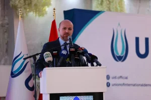 Köln’de Uluslararası Demokratlar Birliği İftar Yemeği