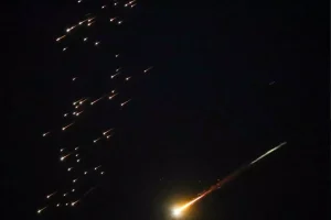 Komşuda büyük panik! Erbil’e düşen İHA patladı