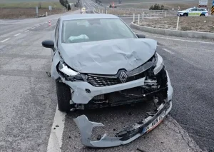 Kütahya’da Trafik Kazası: 2 Yaralı