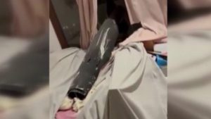 Kuveyt’te engellenen füzenin enkazı eve düştü