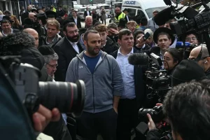 Londra’da Polis Memuruna Saldırı