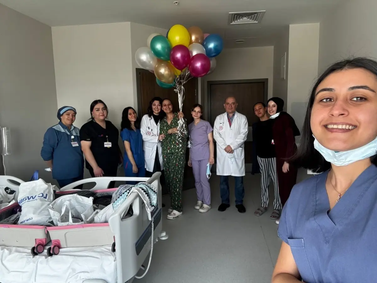 Lösemiyi Yenen Öğretmen Geri Dönmeyi Bekliyor