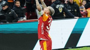 Lucas Torreira, bu sezon 3. golünü kaydetti