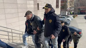 Lüks Araç Operasyonunda 4 Tutuklama