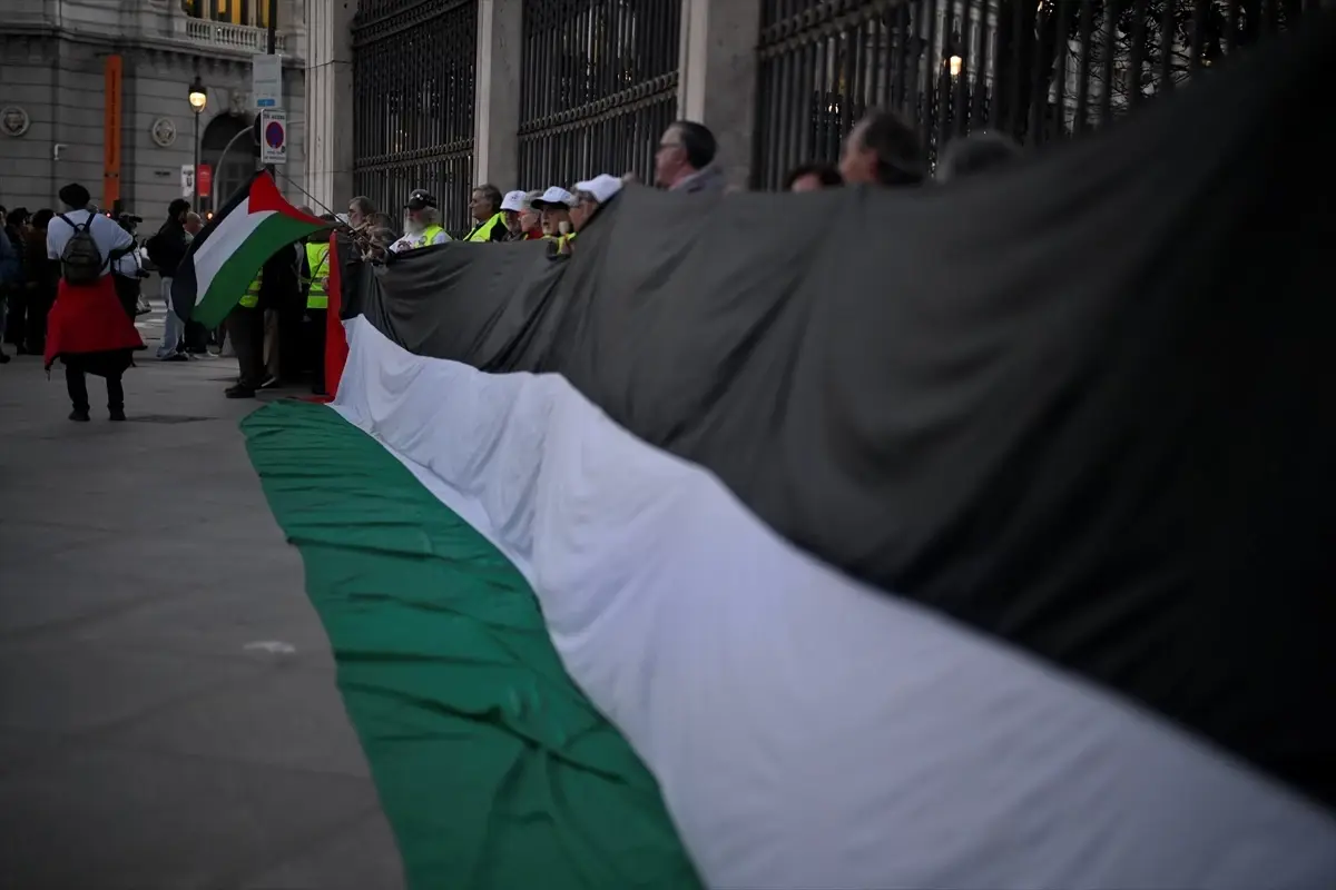 Madrid’de Savaş Karşıtı Eylem