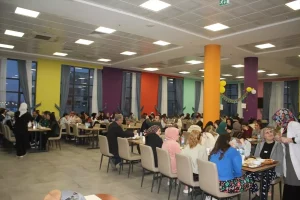 Malazgirt’te Öğrencilere İftar Düzenlendi