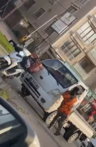Maltepe’de Trafik Kavgası: Motosikletli Saldırdı