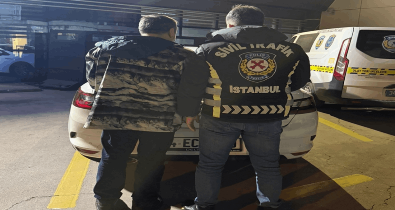 Maltepe’de trafikte bıçaklı ‘Özür dileyeceksin’ tartışması