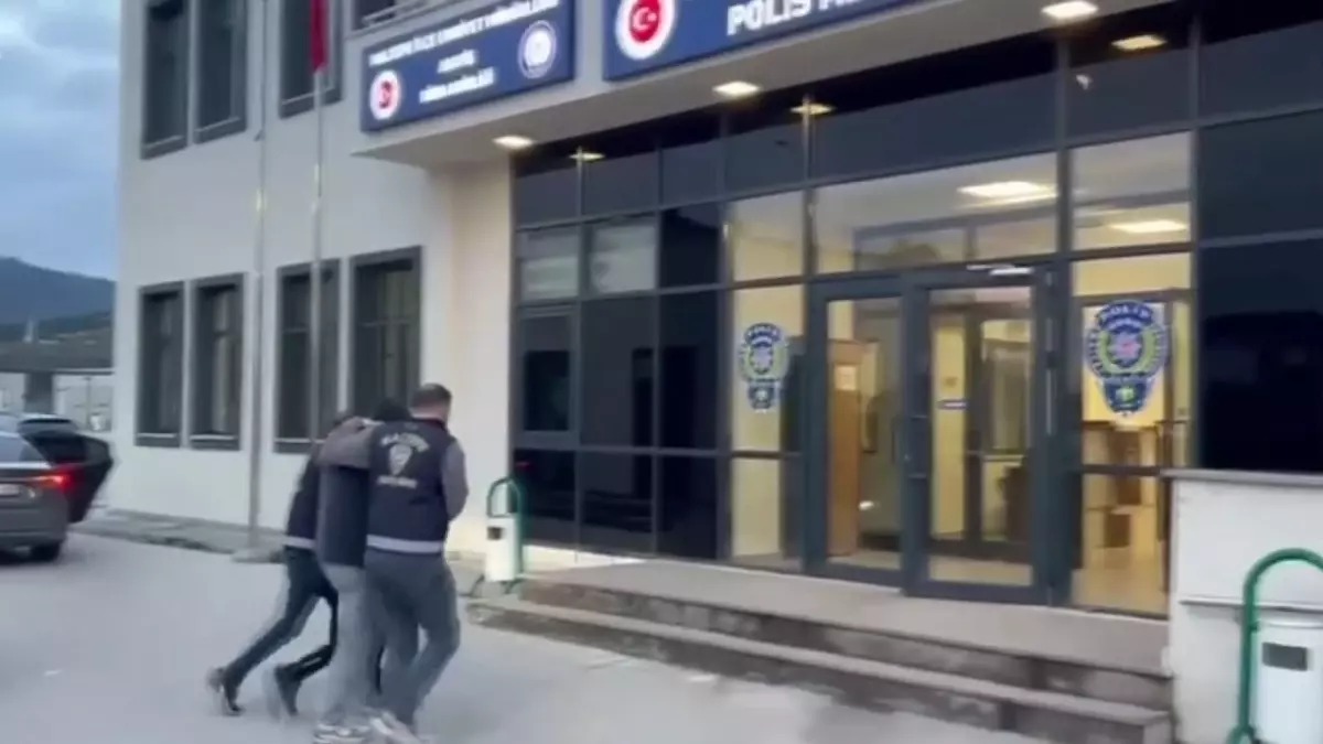 Maltepe’de Uyuşturucu Operasyonu: 15 Kilo Ele Geçirildi