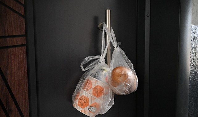 Manisa Büyükşehir’den Dayanışma Sofraları: 10 Bin Kişiye Sıcak Yemek