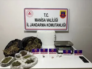 Manisa’da Uyuşturucu Operasyonu: 2 Kilo Esrar Ele Geçirildi