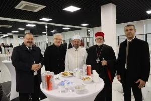 Mardin’de farklı inanç gruplarının temsilcileri bayramlaşma programında buluştu