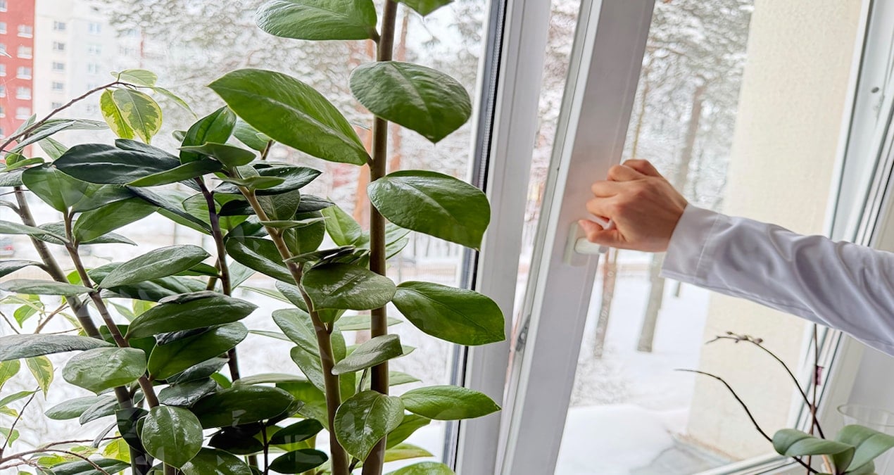 Mart ayında 10:00 – 15:00  saatleri arasında pencereleri kapalı tutun uyarısı