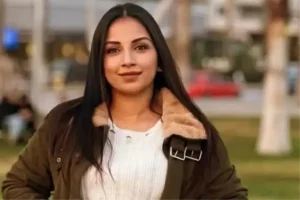 Mersin’de Eşini Bıçaklayarak Öldüren Adam Kaçtı