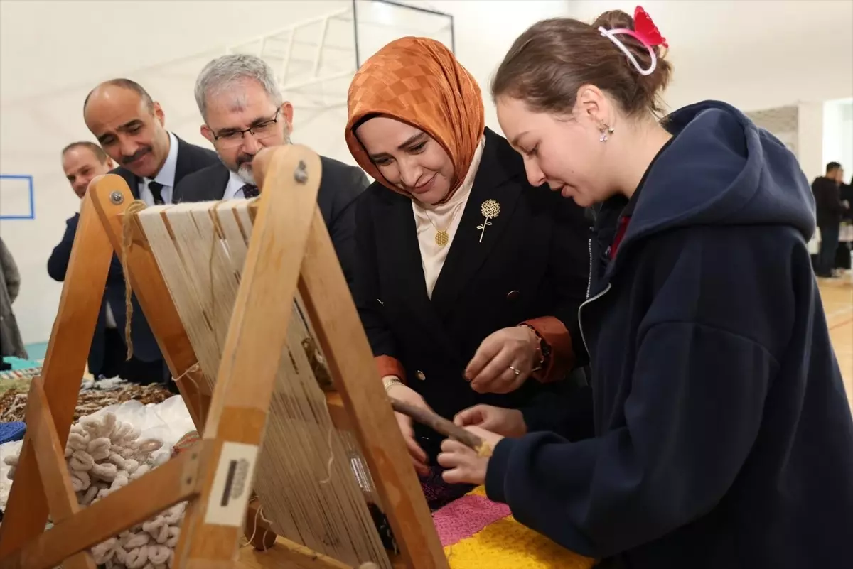 Mesleki Eğitim Tanıtım Toplantıları Devam Ediyor