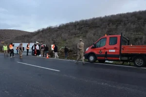 Midyat’ta Midibüs Devrildi: 24 Yaralı