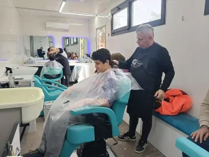 Mobil Kuaför Tırı Bayram Öncesi Hizmette