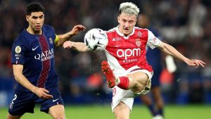 Monaco, deplasmanda lider PSG’yi mağlup etti