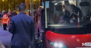 Mourinho takımının maçını otobüsten izledi