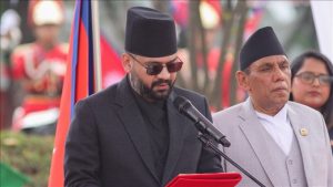 Nepal’de erken genel seçimleri kazanan ‘Balen’ yemin ederek başbakan oldu