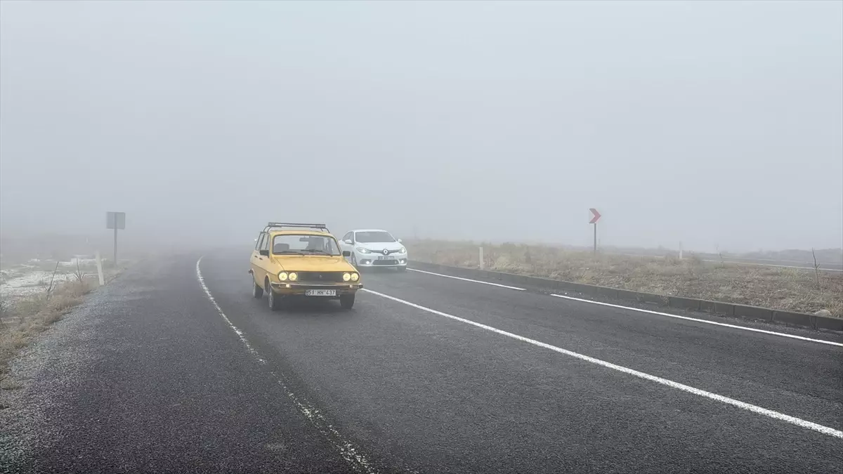 Niğde’de Sis Ulaşımı Olumsuz Etkiliyor