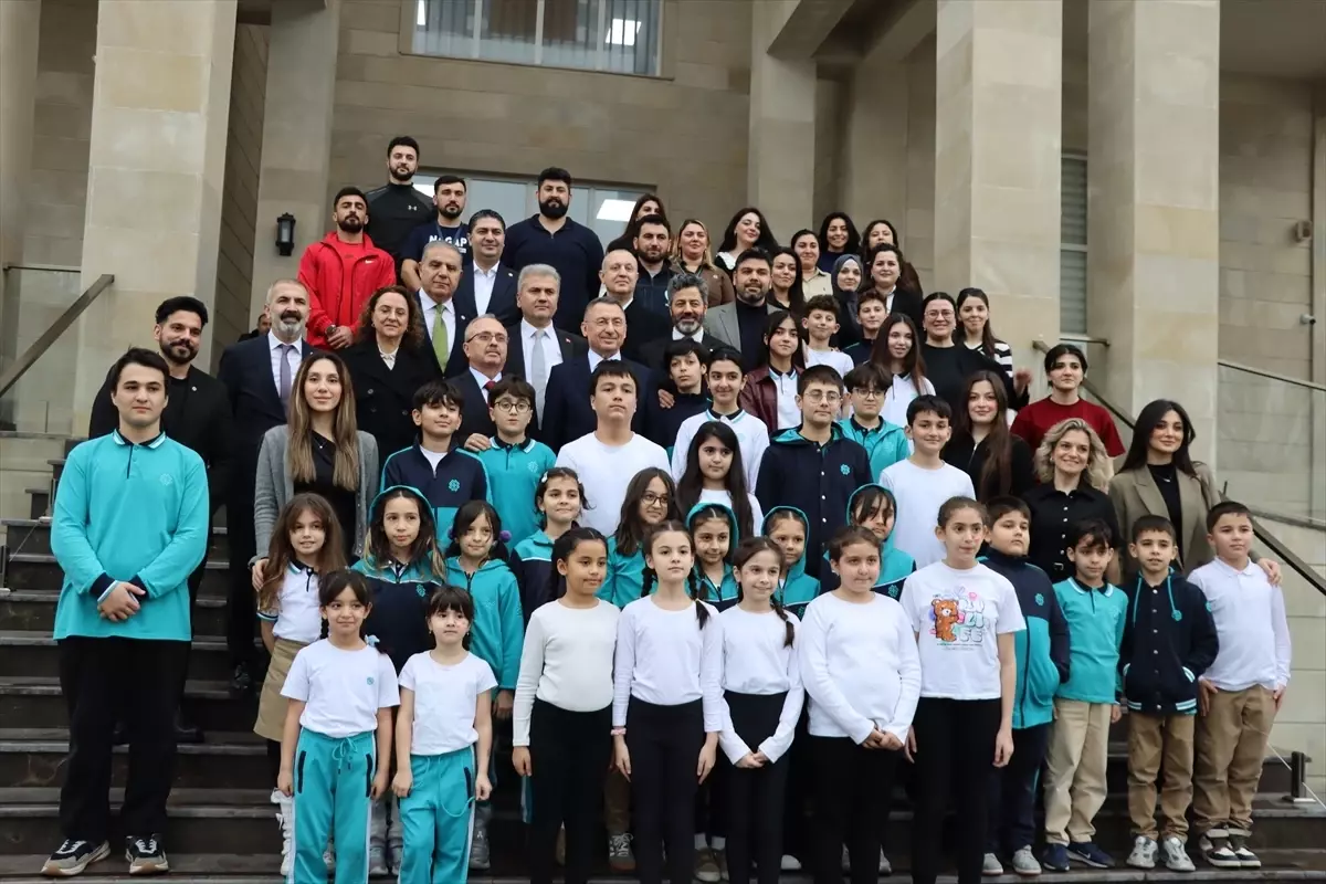 Oktay Azerbaycan’da Görüşmelerde Bulundu