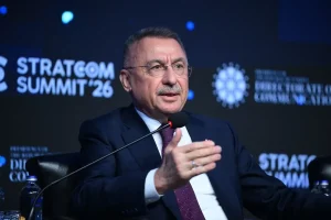 Oktay: Türkiye, Doğu ve Batı ile İletişimde Avantajlı Konumda
