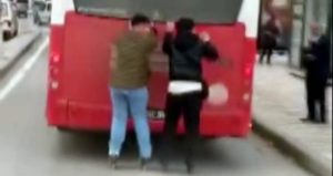 Patenli çocukların tehlikeli yolculuğu! Canlarını hiçe saydılar