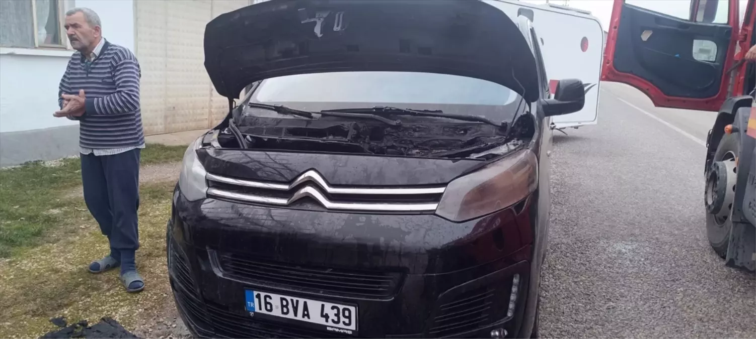 Pazaryeri’nde Minibüs Yangını