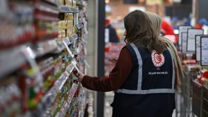 Ramazan Bayramı öncesi marketlerde sıkı denetim: Ticaret Bakanlığı harekete geçti
