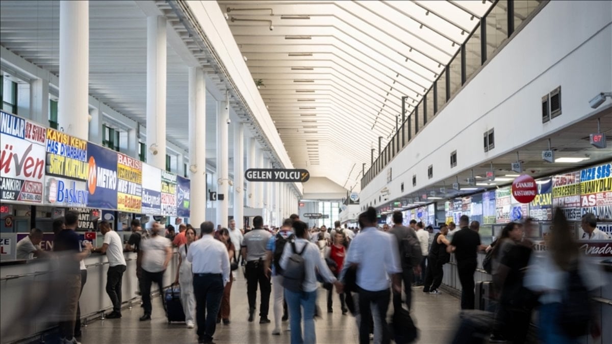 Ramazan Bayramı’nın ara tatille birleşmesi talebi artırdı! 12 bin ek otobüs bileti satışa sunulacak