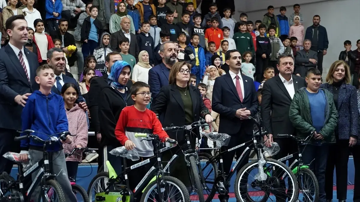 Ramazan’da Öğrencilere Ödül