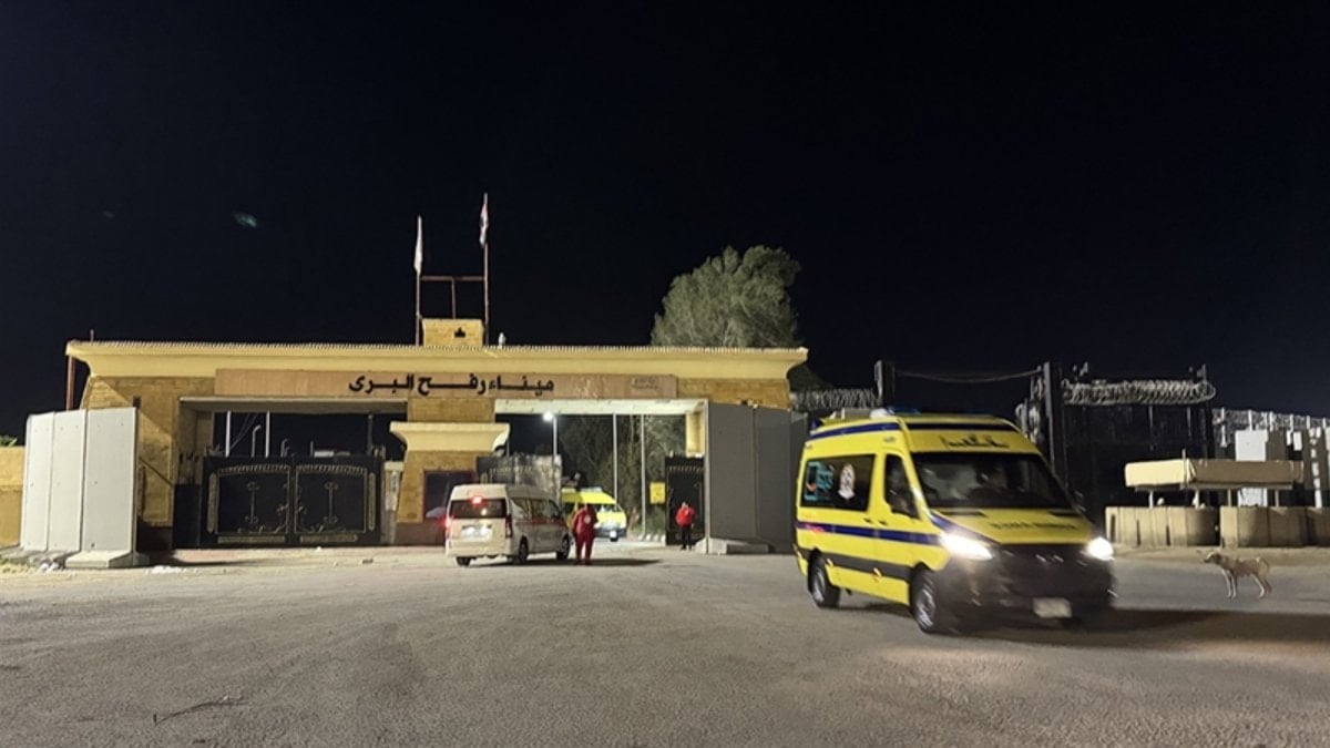 Refah Sınır Kapısı çift yönlü olarak yeniden açılıyor