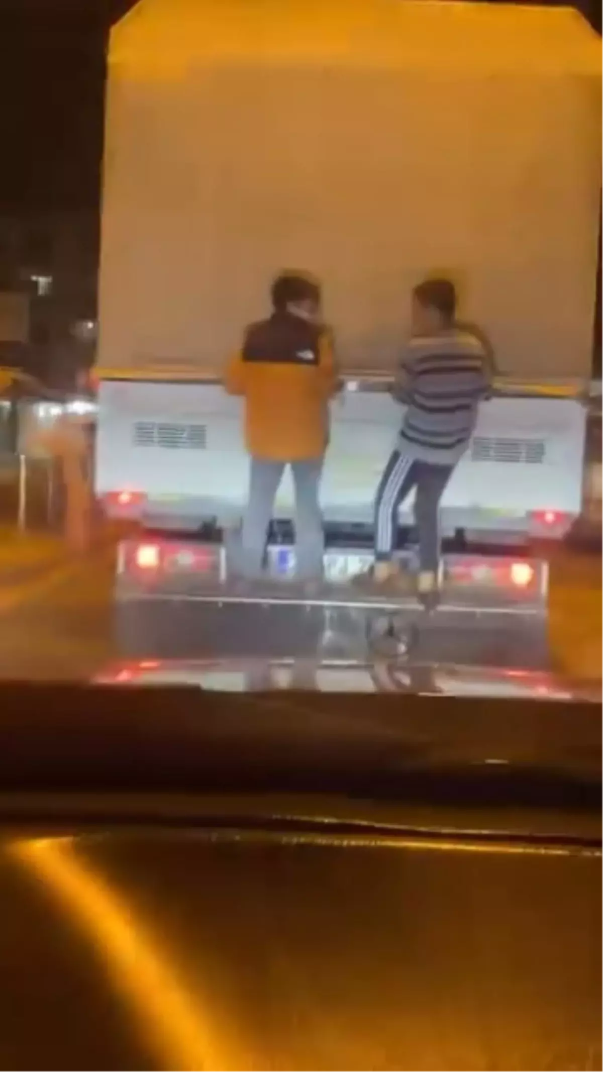 Reyhanlı’da Tehlikeli Çocuk Yolculuğu