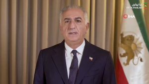Rıza Pehlevi’ye annesinden de destek yok: İran’ın geleceğini İranlılar belirler