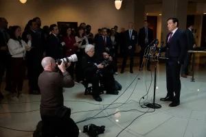 Rubio: İran ABD ve İsrail için acil tehdit