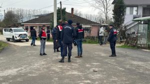 Sakarya’da miras kavgasında kan aktı: 2 yaralı