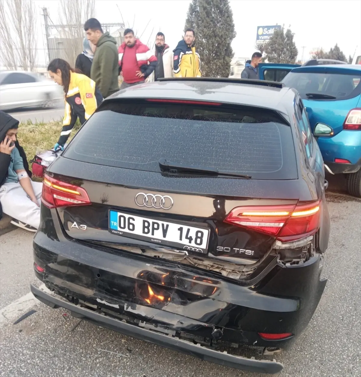 Salihli’de Zincirleme Trafik Kazası: 7 Yaralı