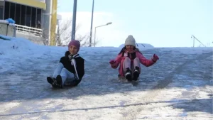 Samsun’da Kar Nedeniyle Okullar Tatil