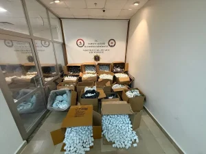 Samsun’da Uyuşturucu Operasyonu: 421 Bin Hap Ele Geçirildi