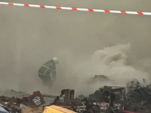 Şanlıurfa’da Otomotiv Deposunda Yangın