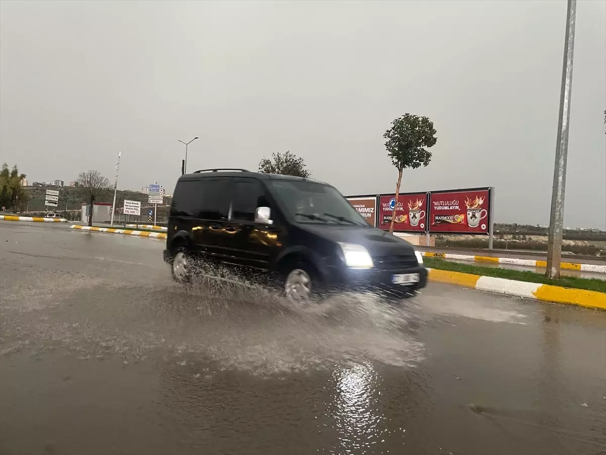 Şanlıurfa’da Sağanak Yağış Zorluk Yarattı