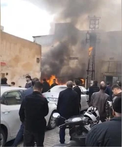 Şanlıurfa’da Trafo Patladı, 4 Araç Yanarak Hasar Gördü