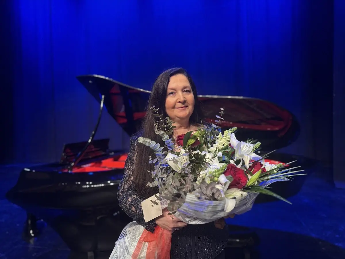 Şefika Kutluer AKM’de Büyüleyici Konser Verdi