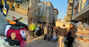 Semt pazarında dehşet anları: Bıçakladığı pazarcıyı aracıyla ezmeye çalıştı