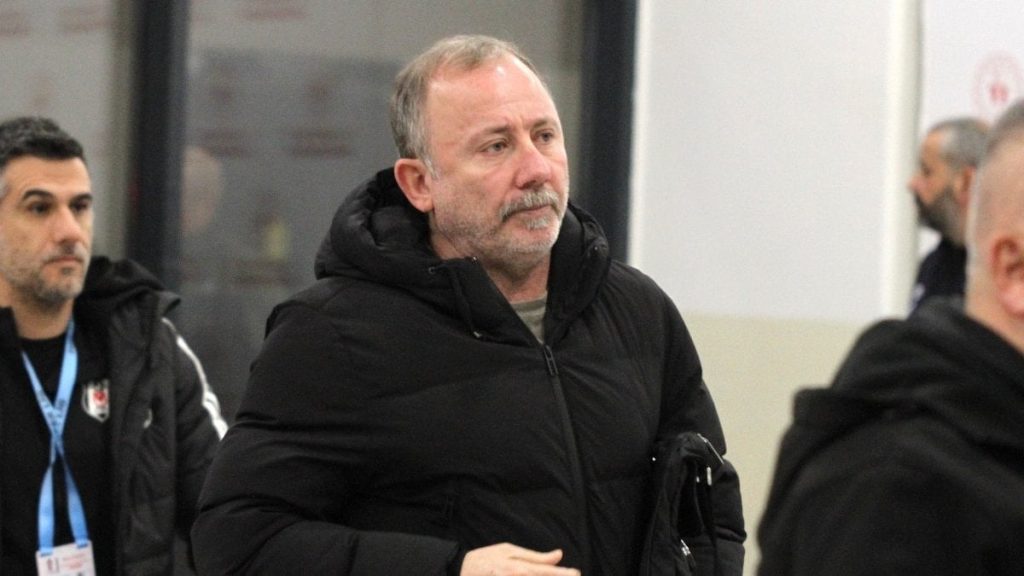 Sergen Yalçın’a maç sonu serum bağlandı!