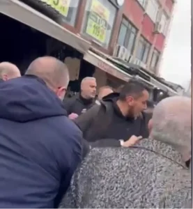 Seyyar Satıcı ile Zabıta Arasında Kavga: 2 Yaralı