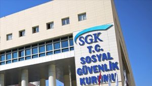 SGK: Son 5 yılda 650 bin değil 12 bin 209 kişinin emekliliği iptal edildi