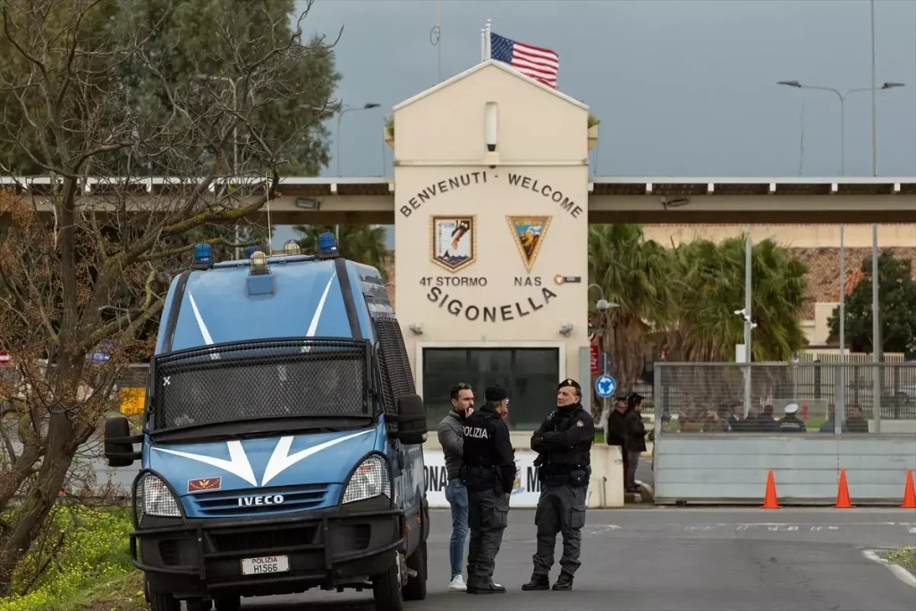 Sicilya’da ABD Üssüne Protesto