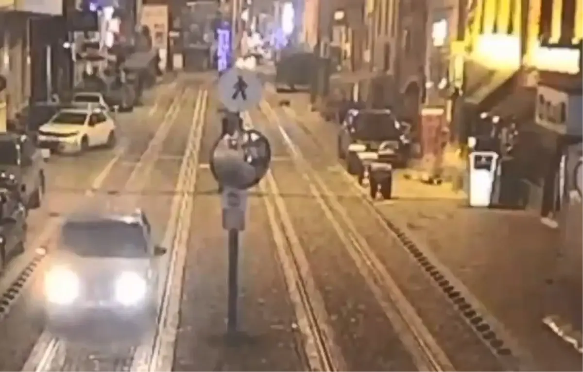 Silahlı Saldırının Anı Güvenlik Kamerasında